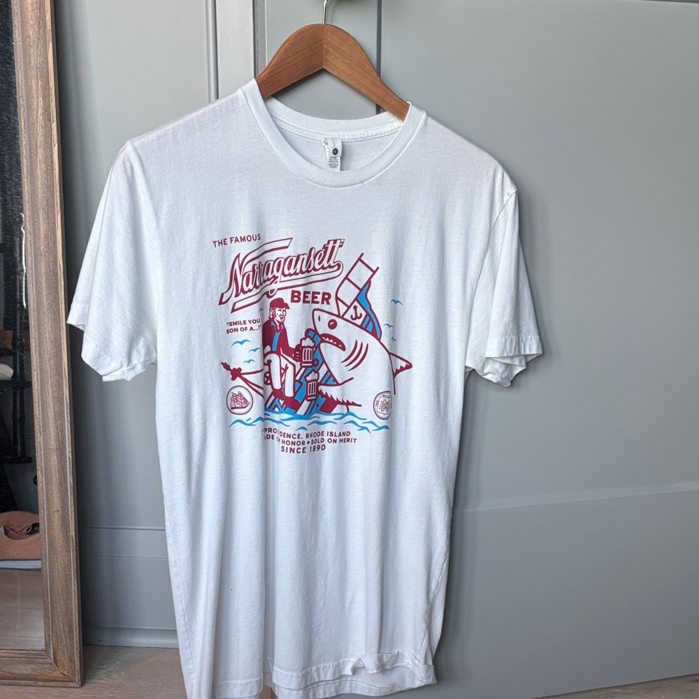 Narragansett Beer 🍺  T-Shirt